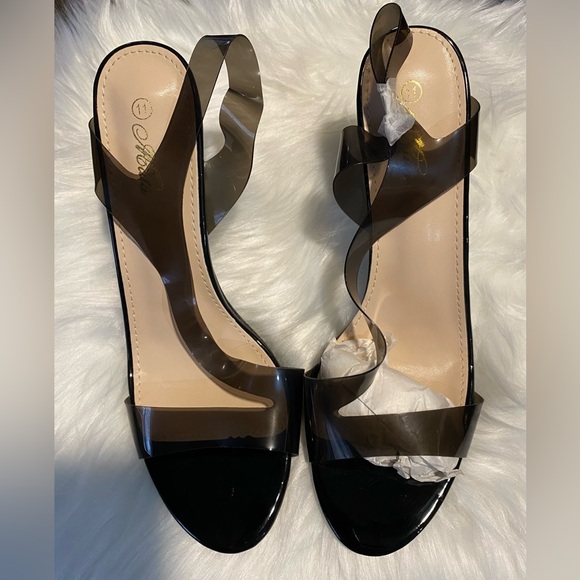 Shoes - Classic Black Stiletto Heels with Patent Finish